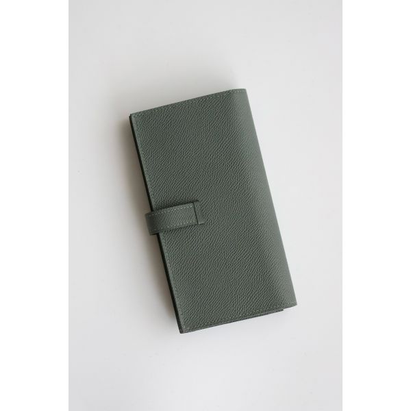 HERM Bearn Long Handmade Wallet in Vert Amande Epsom Calfskin
