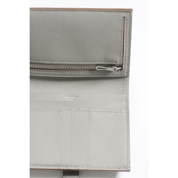 HERM Bearn Compact Wallet in Pearl Grey Matte Alligator Leather