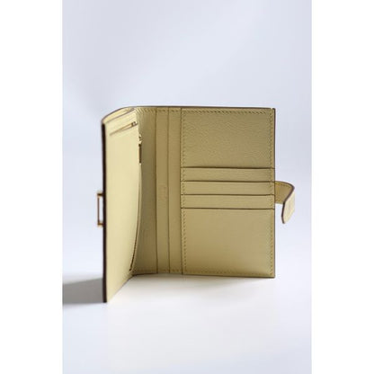 HERM Bearn Compact Wallet in Vanille Matte Alligator Leather