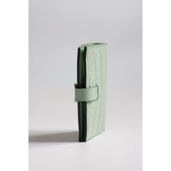 HERM Bearn Compact Wallet in Vert D'eau Matte Alligator Leather