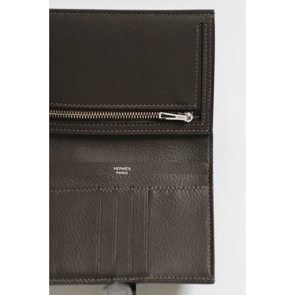 HERM Bearn Compact Wallet in Graphite Shiny Alligator Leather