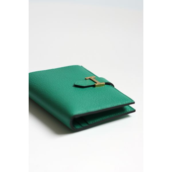 HERM Bearn Compact Handmade Wallet in Vert Jade Chevre Mysore Goatskin