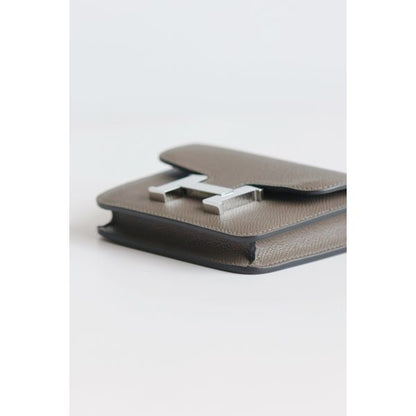 HERM Constance Slim Wallet in Etain Epsom Calfskin