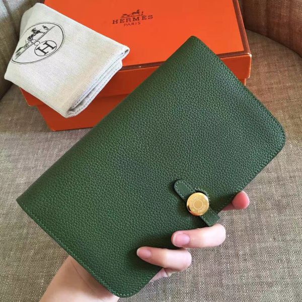 HERM Dogon Duo Wallet In Green Clemence Leather