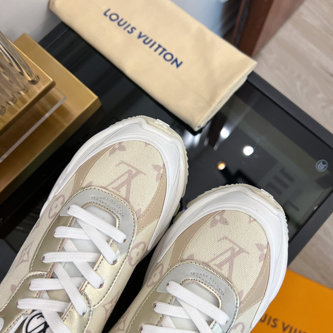 LV RUN 55 SNEAKER GEIGE