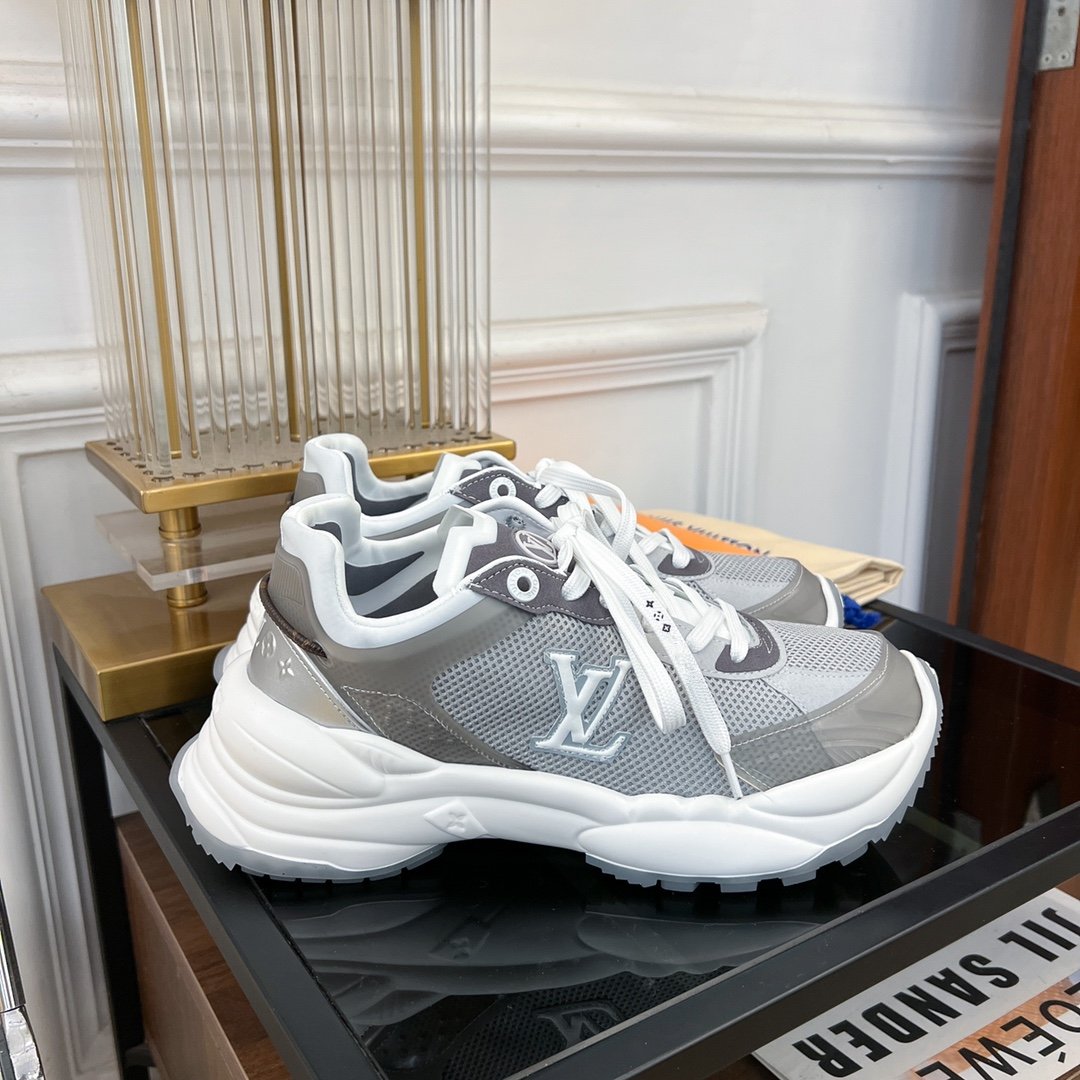 LV RUN 55 SNEAKER DARK GRAY
