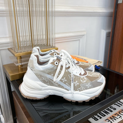 LV RUN 55 SNEAKER BROWN