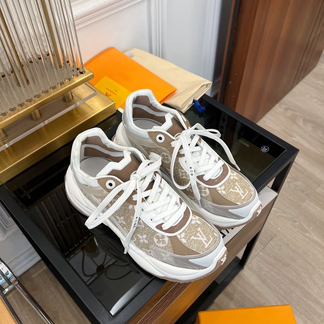 LV RUN 55 SNEAKER BROWN