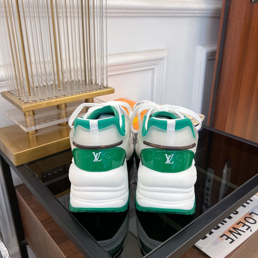 LV RUN 55 SNEAKER WHITE GREEN