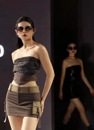 EMBOSSED LOGO SQUARE FRAME SUNGLASSES G0296 IN ACETATE AND METAL