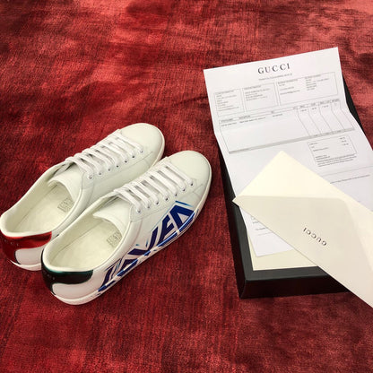 Sneakers & Shoes
