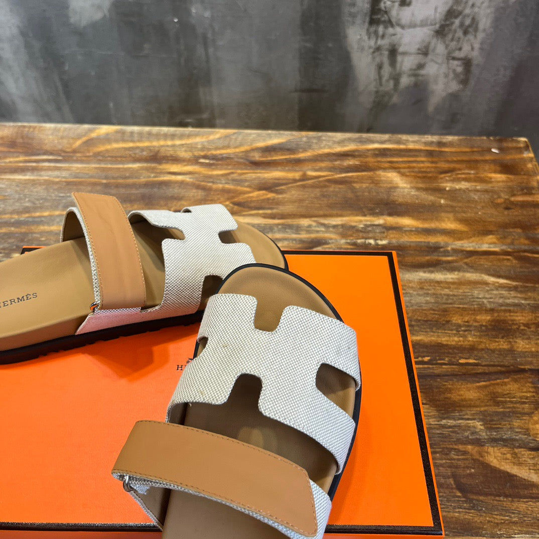 HERM Sandal