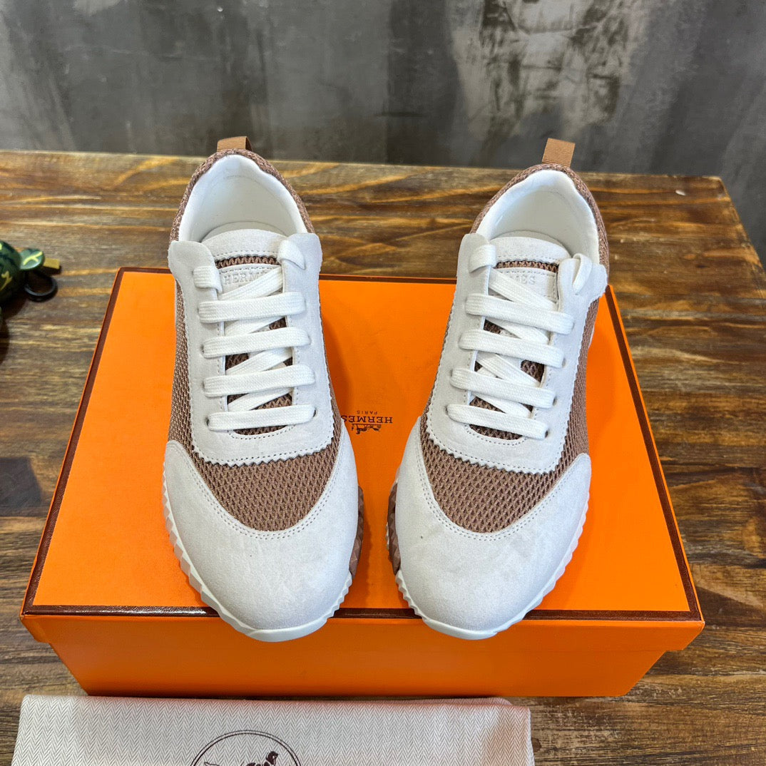 HERM Sneakers