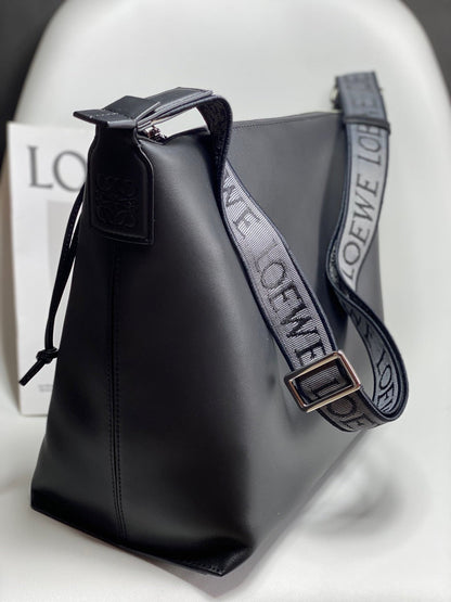 LO Messenger Bag