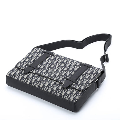 DIO Oblique Messenger Bag