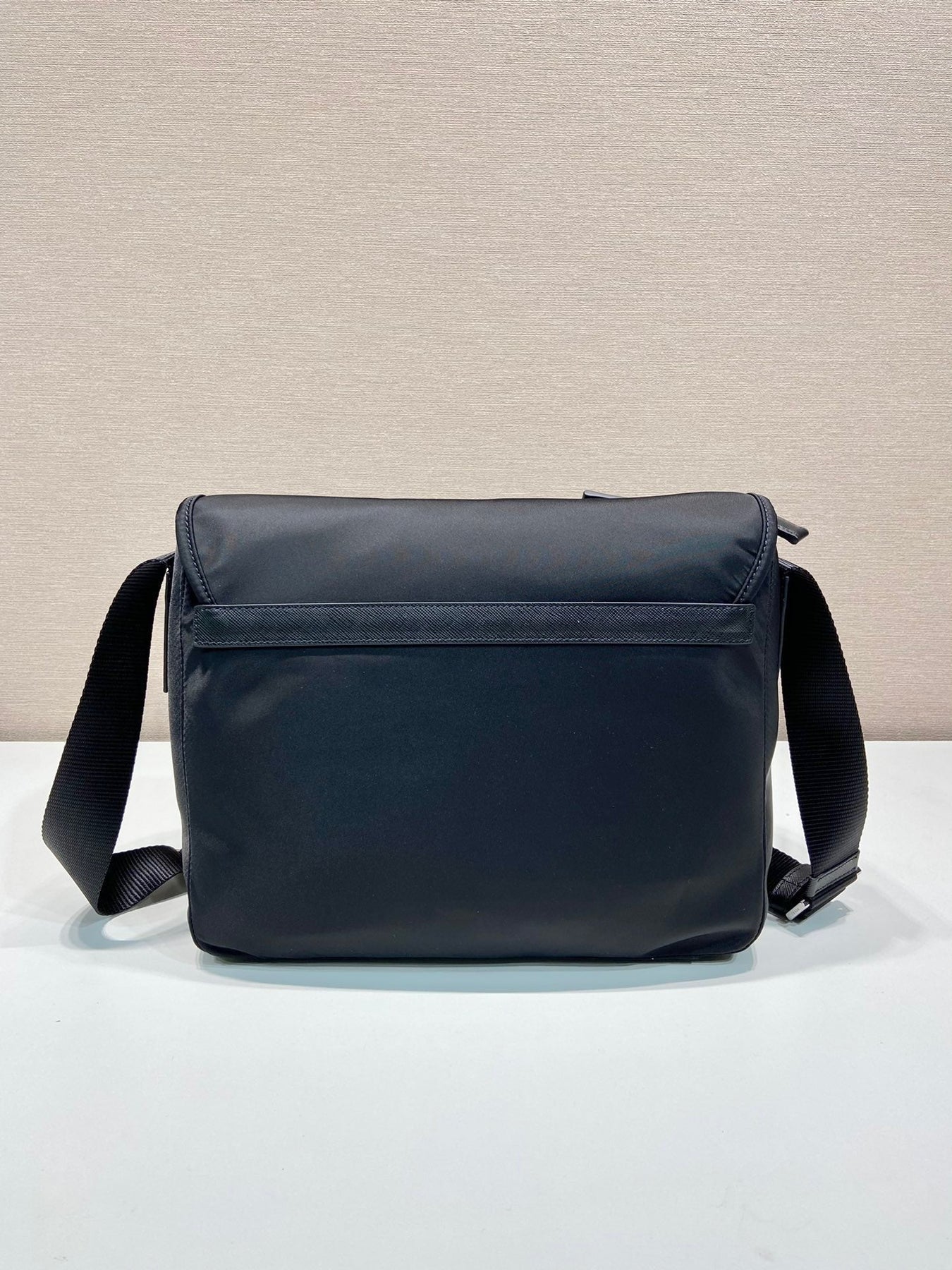 PRA Messenger Bag