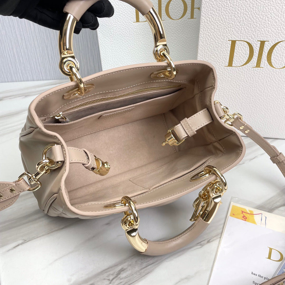 DIO handbag