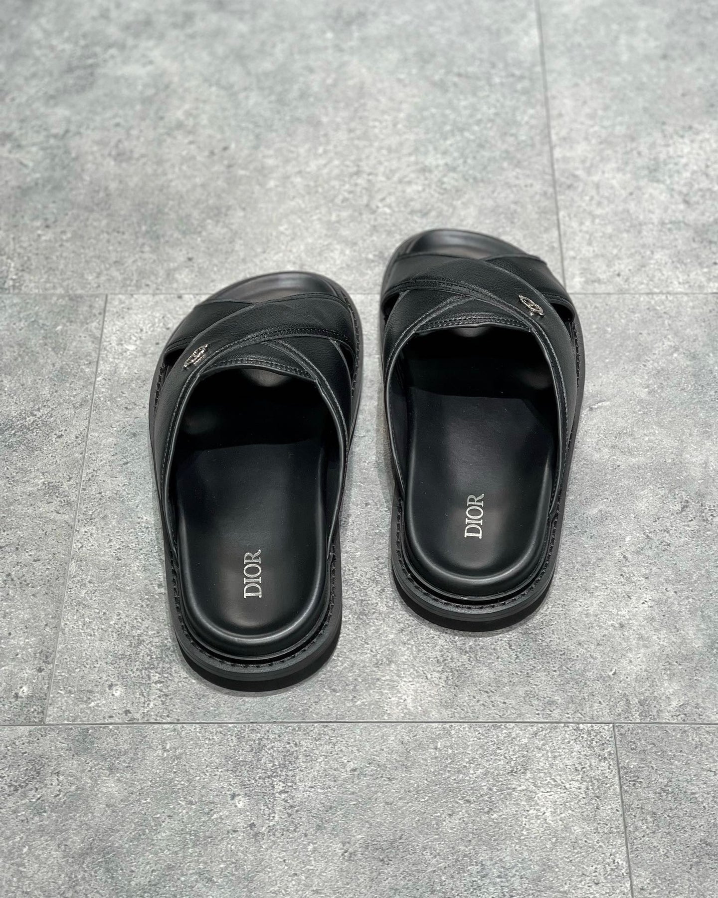 DIO Sandal