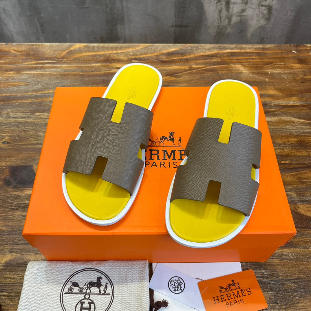HERM Sandal