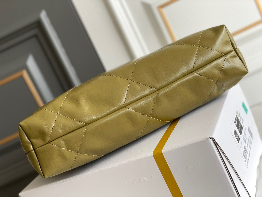 CHA 23A 22Bag (37cm)