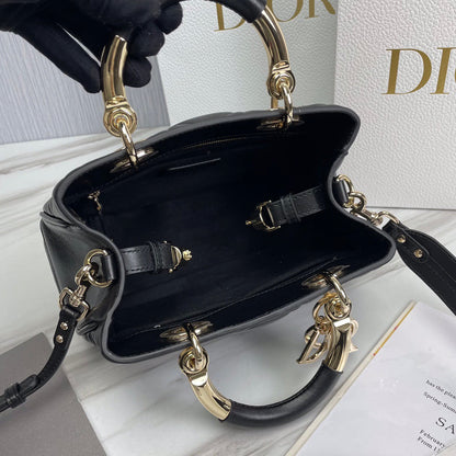 DIO Handbag
