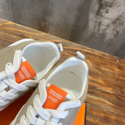 HERM Sneakers