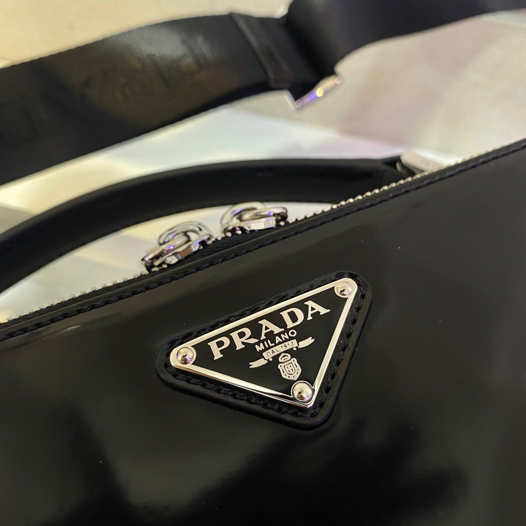 PRA Messenger Bag
