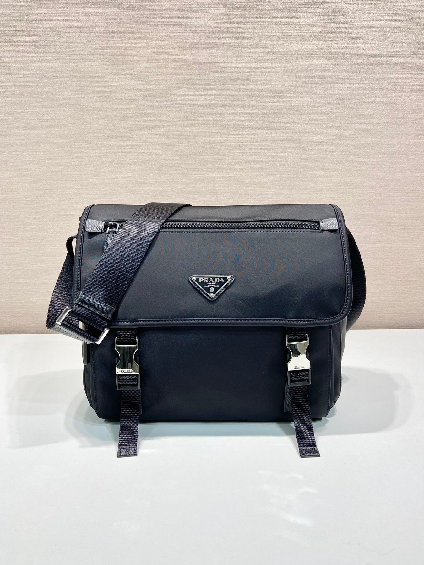 PRA Messenger Bag