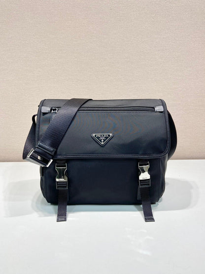 PRA Messenger Bag
