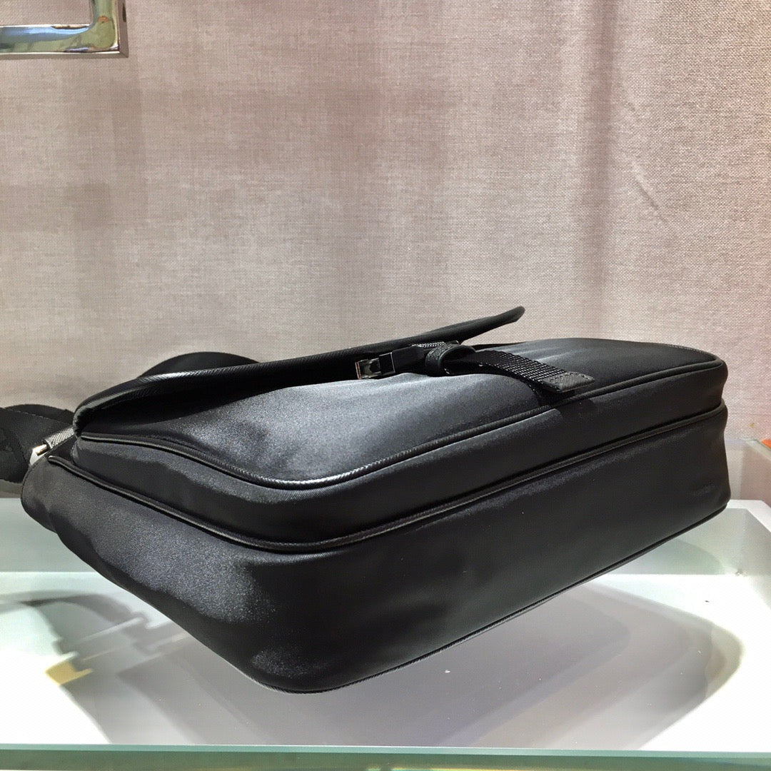 PRA Messenger Bag