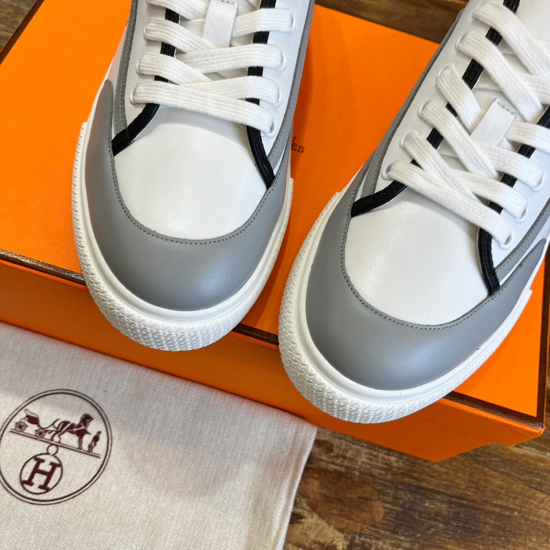 HERM Sneakers