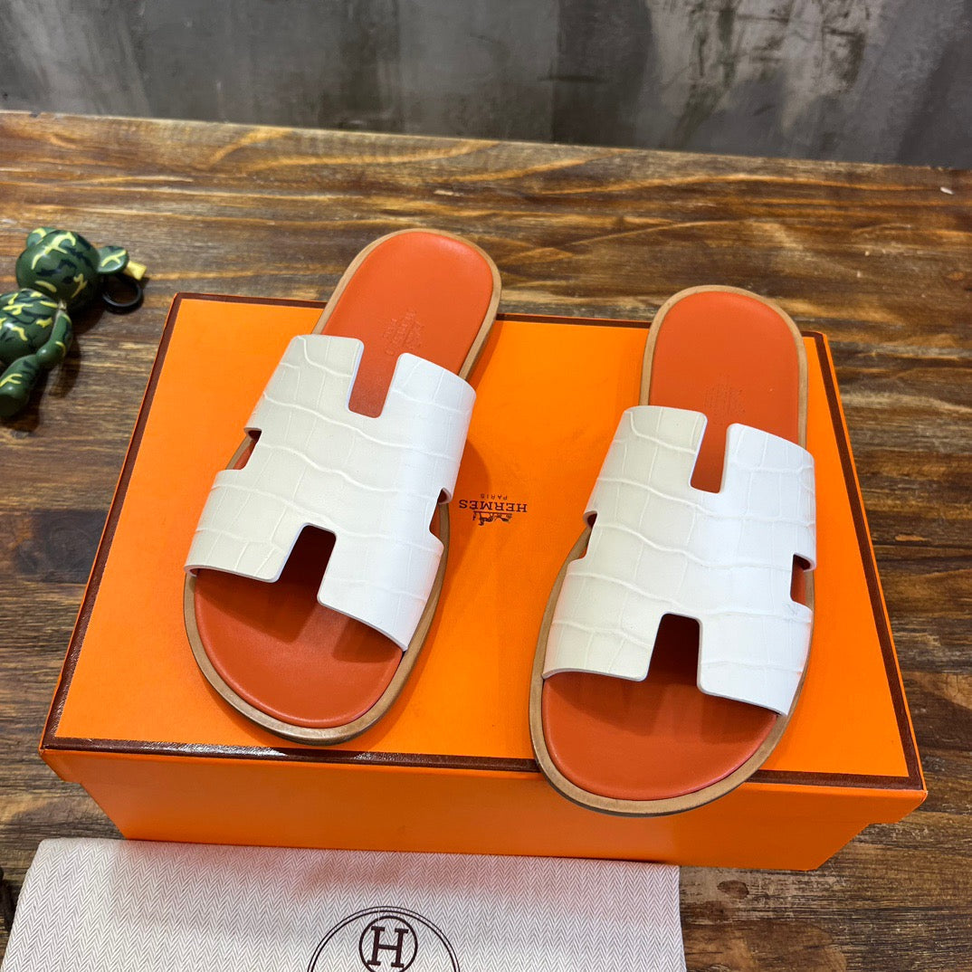 HERM Sandal