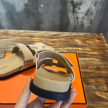 HERM Sandal