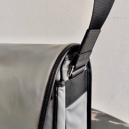 PRA Messenger Bag