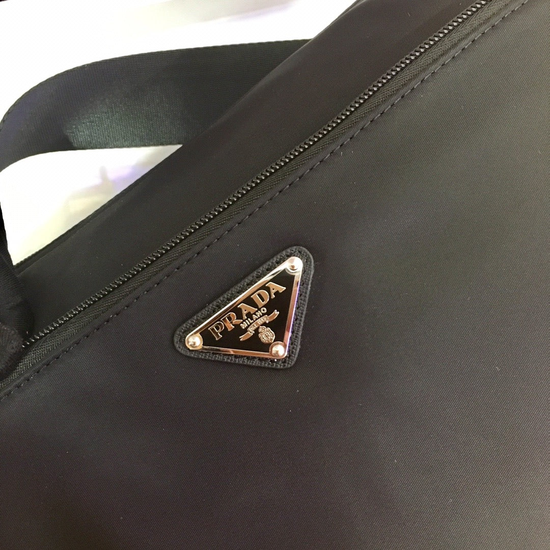 PRA Messenger Bag