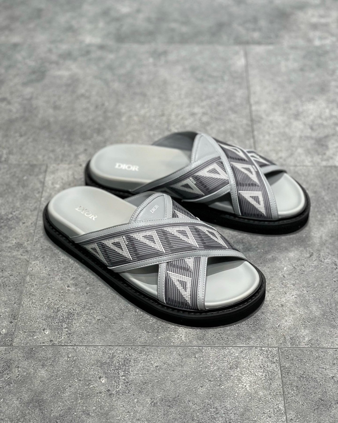 DIO Sandal