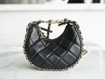 CHA 23p Hobo Bag (small)