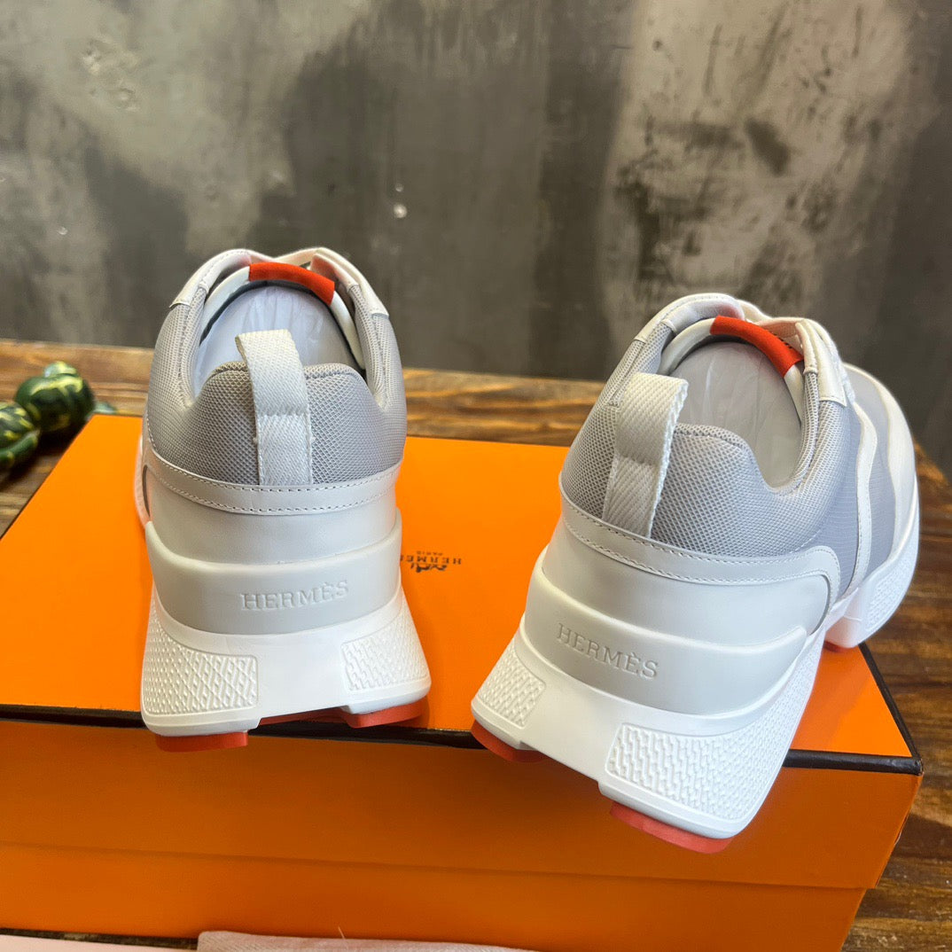 HERM Sneakers
