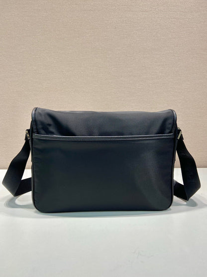 PRA Messenger Bag