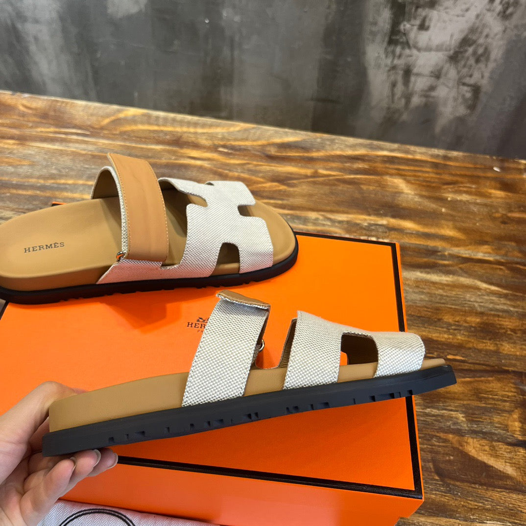 HERM Sandal