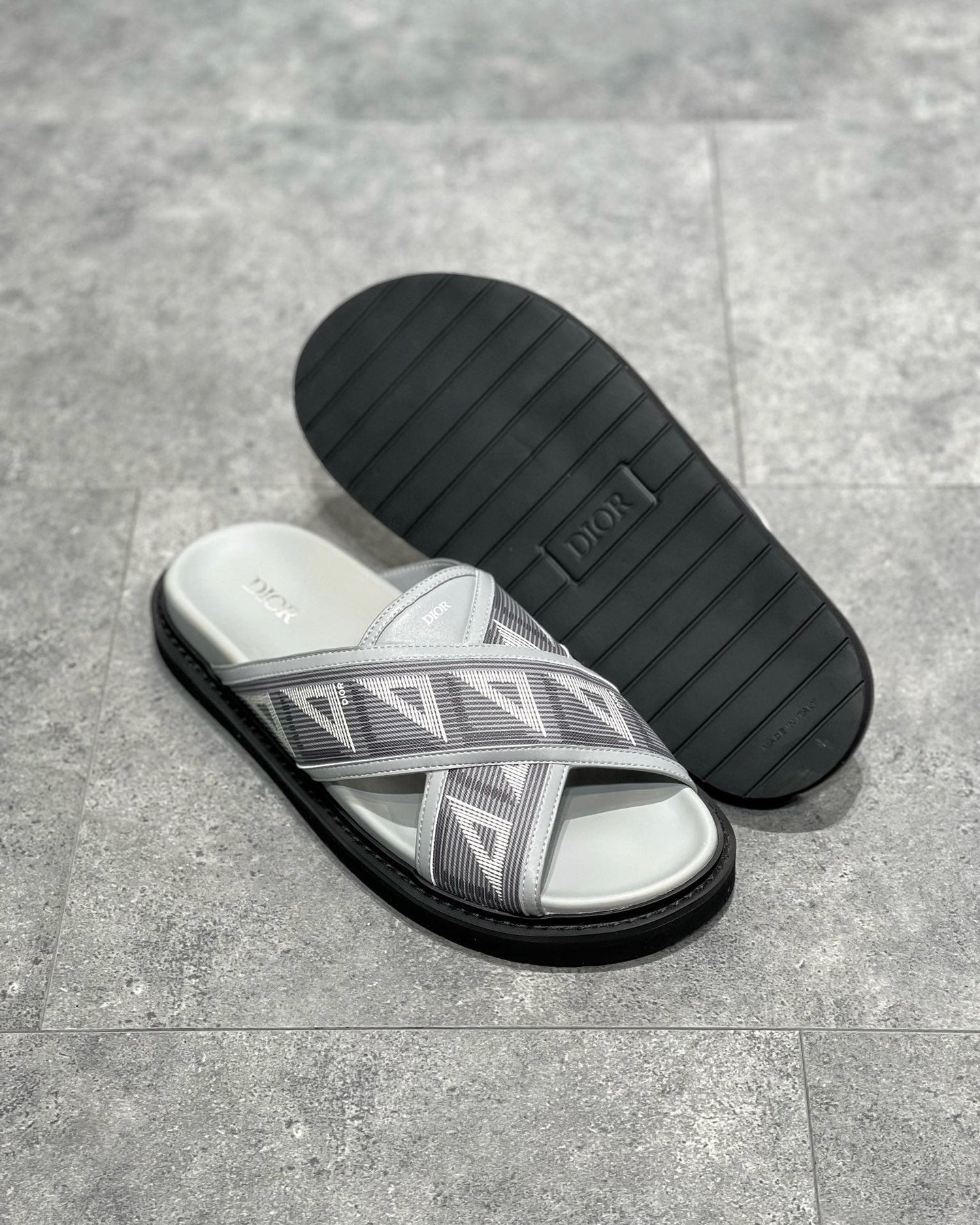 DIO Sandal