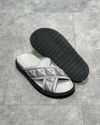 DIO Sandal