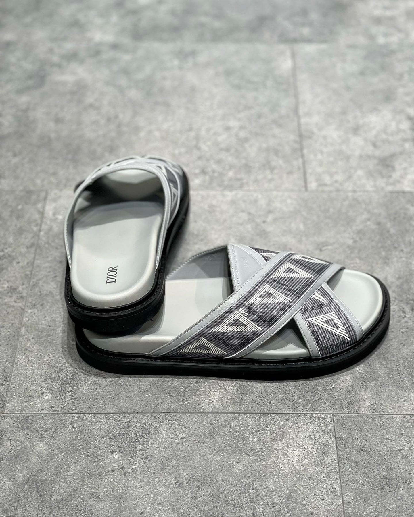 DIO Sandal