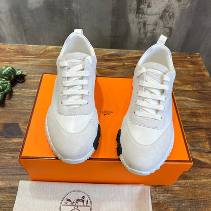 HERM Sneakers