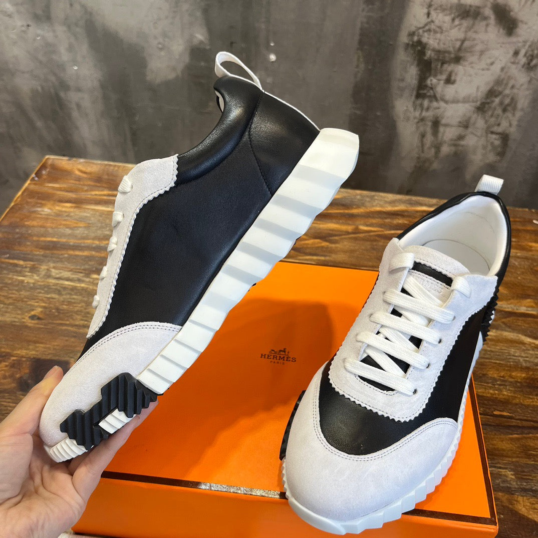 HERM Sneakers