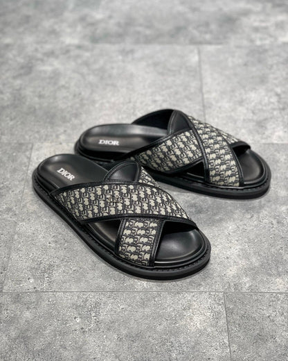 DIO Sandal