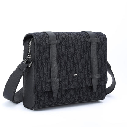 DIO Oblique Messenger Bags