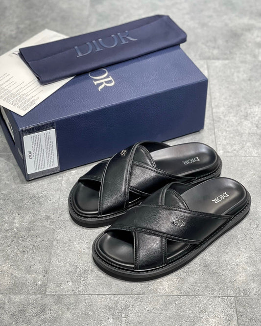 DIO Sandal