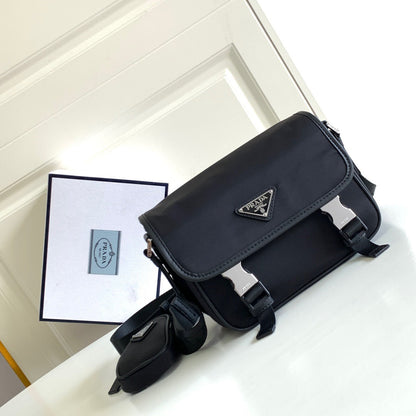 PRA Messenger Bag
