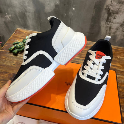 HERM Sneakers